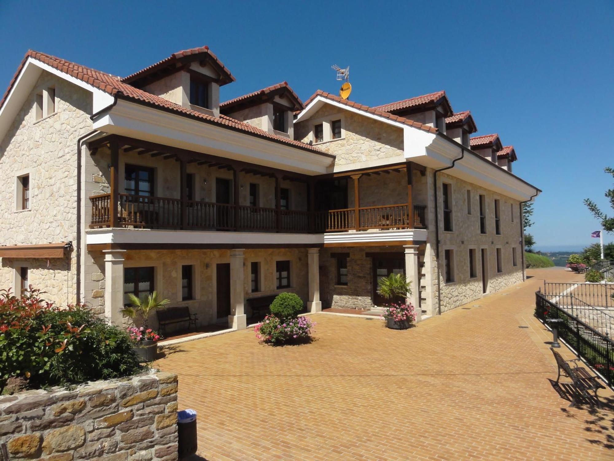 Hotel Mirador De Moriyon Miravalles Exterior photo